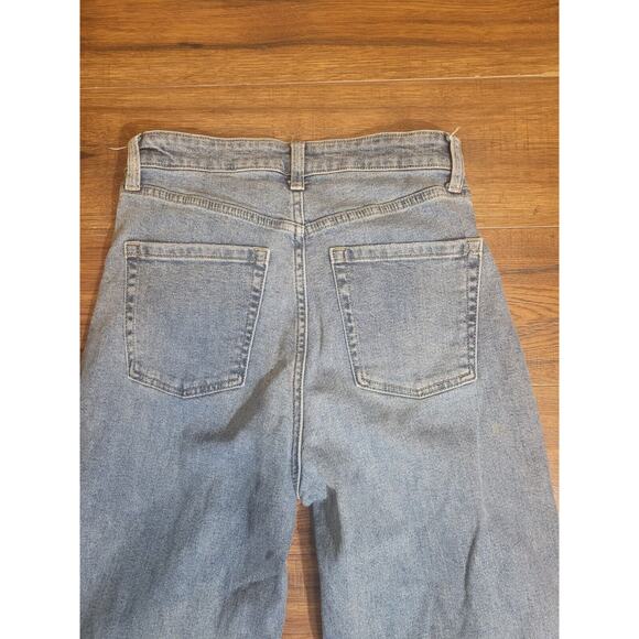 Wild Fable‎ Highest Rise Mom Jeans Women's Size 4 Blue Medium Wash Distressed - Picture 5 of 8